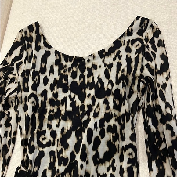 Guess animal print Long Sleeve Bodycon Dress V neckline back  size Large - Picture 3 of 12